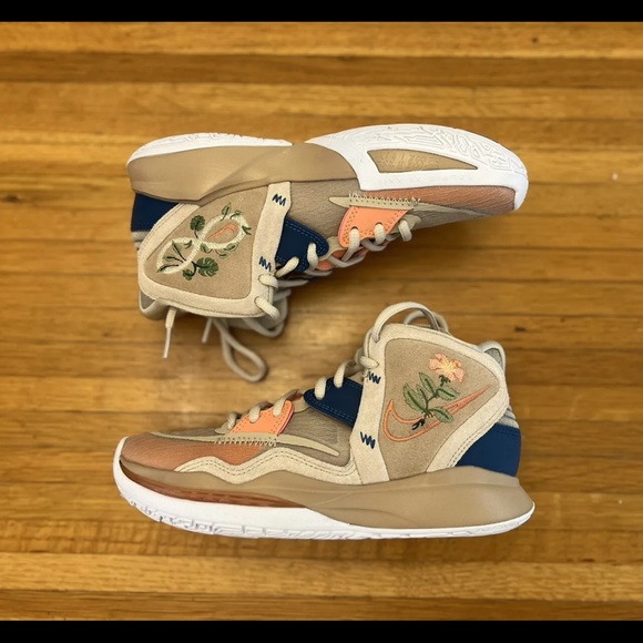 RARE Size 4 - Nike Kyrie Infinity Mother Nature & Father Time 2022 CZ0204-200